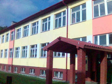 Gimnazjum_w_Lipinkach.jpg (38.34 Kb)